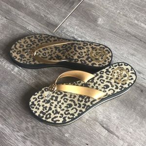 Guess sandals